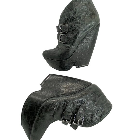 Mia Veda Platform Heels - Picture 7 of 14